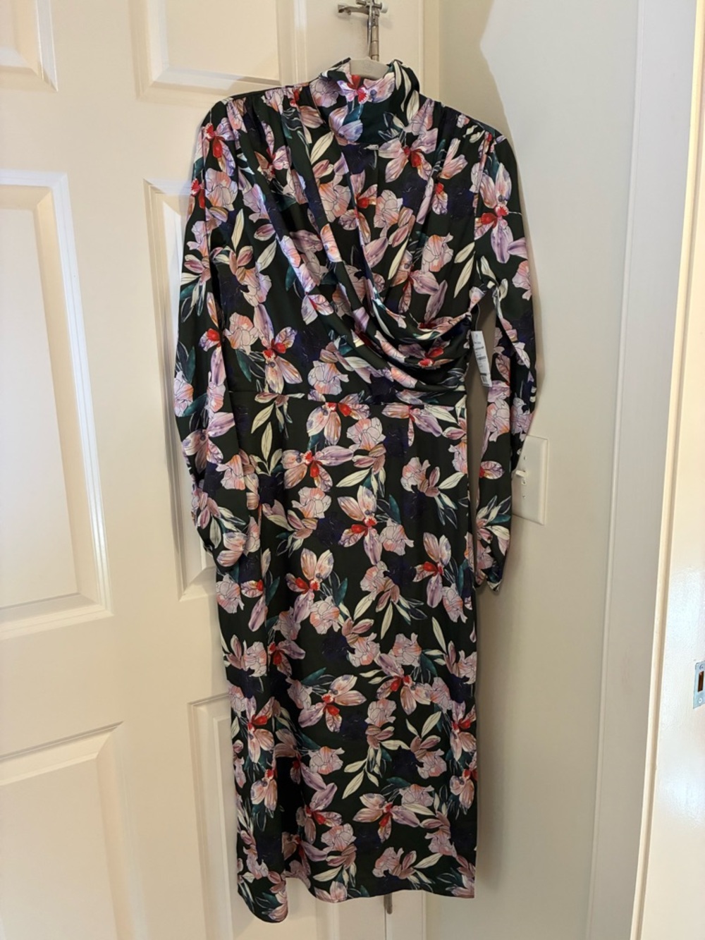 NEW! NWT Alexia Admor Nordstrom Black Floral Drape-Front Long Sleeve Dress - Picture 2 of 8